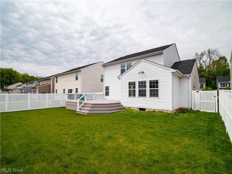111 Slippery Rock Lane Berea OH 44017