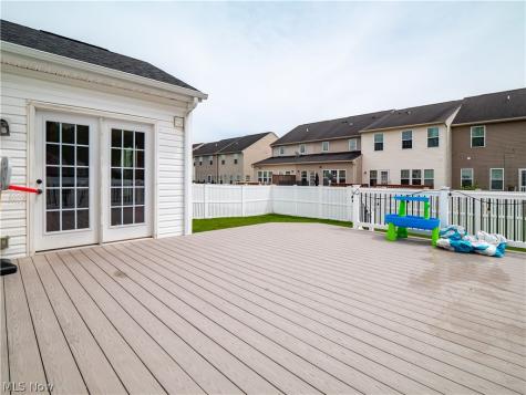 111 Slippery Rock Lane Berea OH 44017