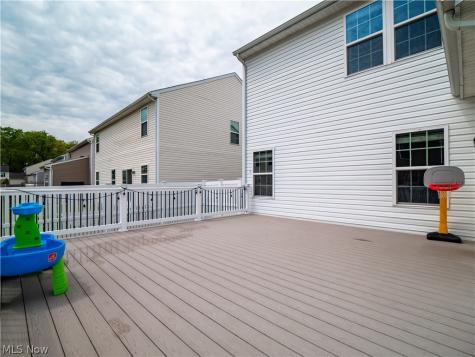 111 Slippery Rock Lane Berea OH 44017