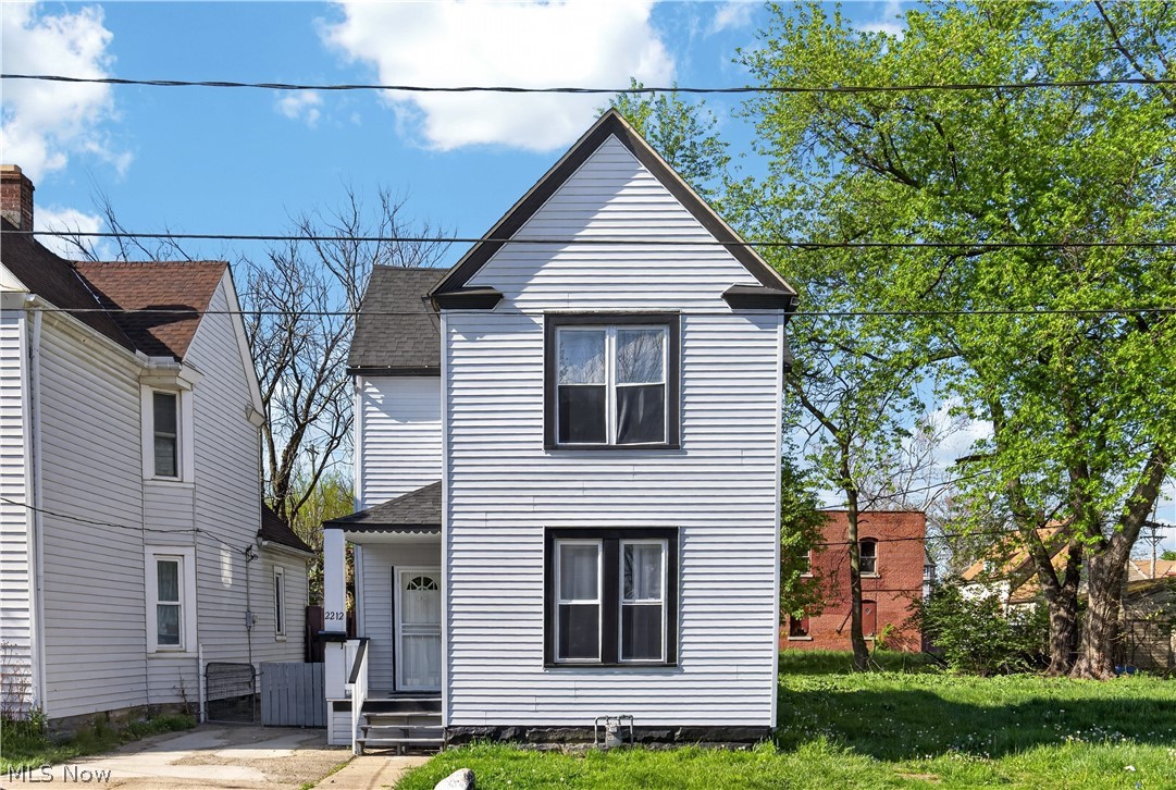 2212 Selzer Avenue Cleveland OH 44109