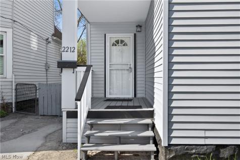 2212 Selzer Avenue Cleveland OH 44109