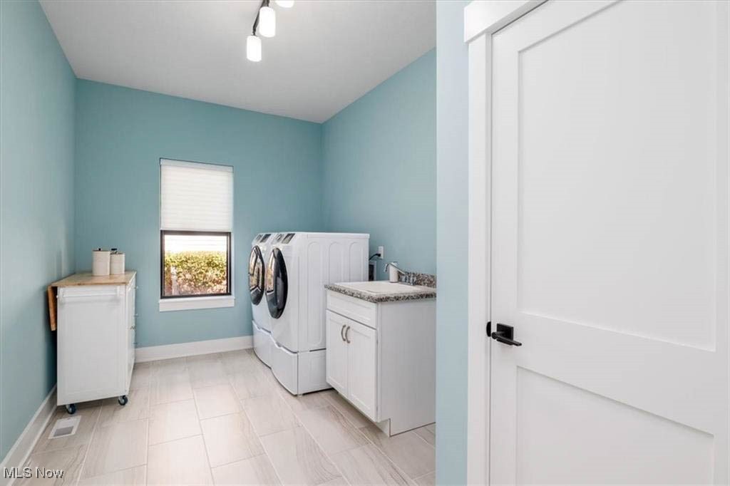 34345 Giovanni Avenue Willoughby Hills OH 44094