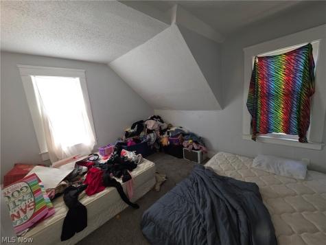 19806 Shawnee Avenue Cleveland OH 44119