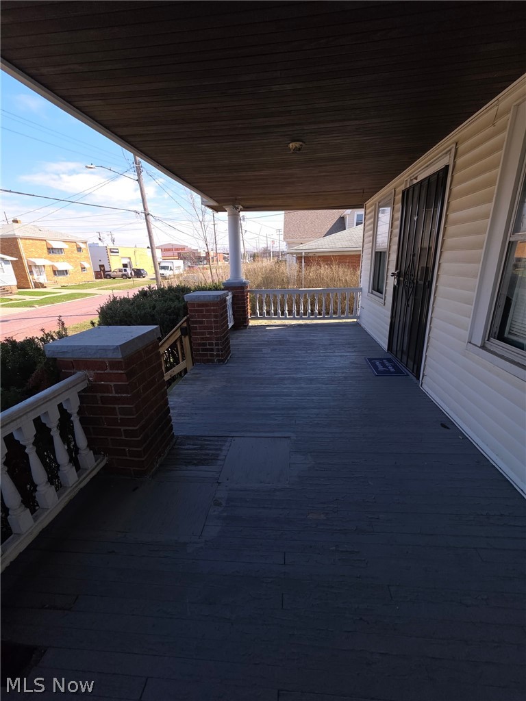 19806 Shawnee Avenue Cleveland OH 44119