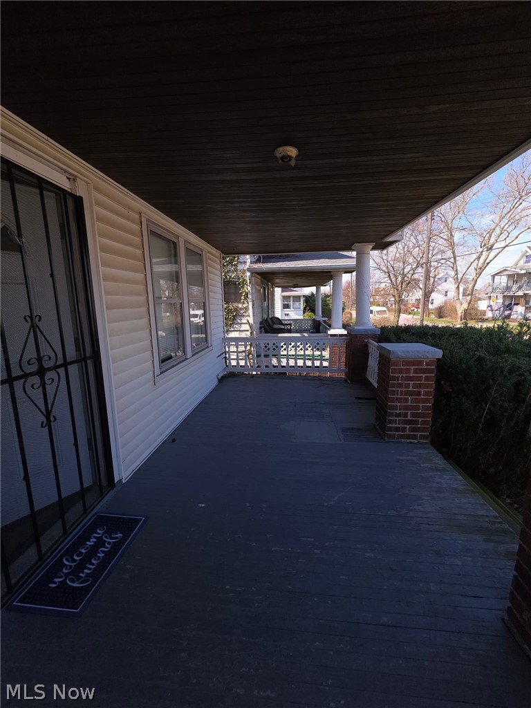 19806 Shawnee Avenue Cleveland OH 44119
