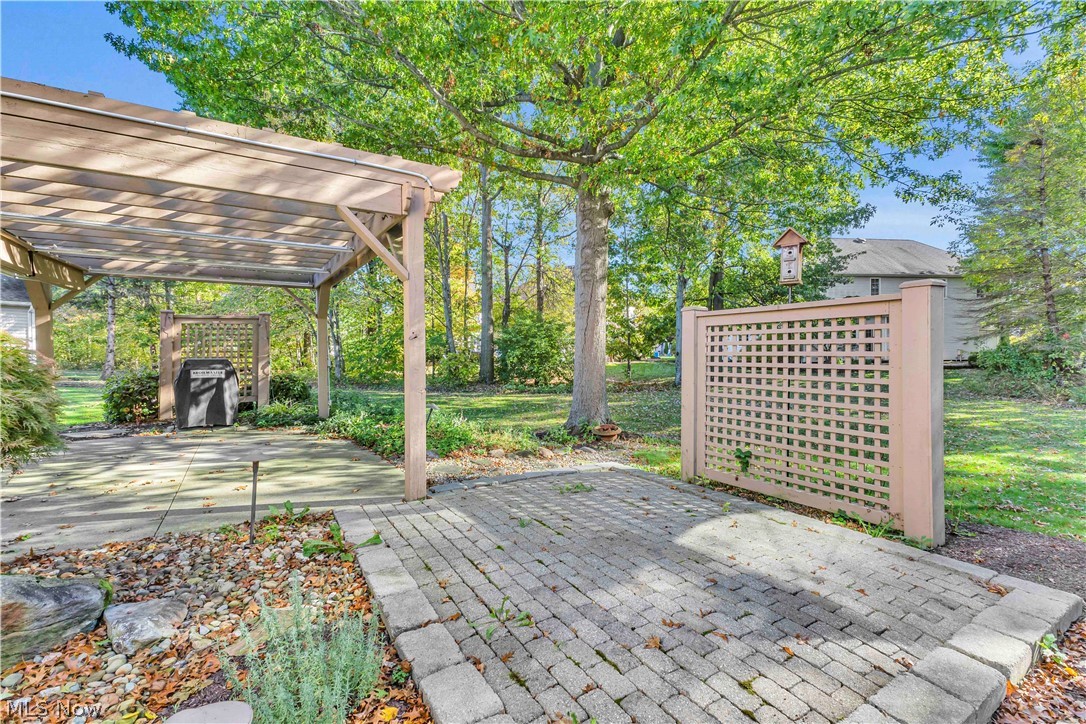 33681 Reserve Way Avon OH 44011