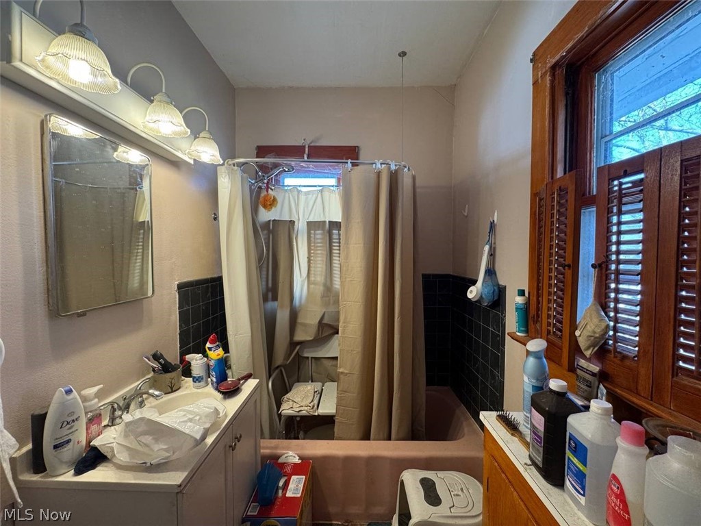 429 E 7th Street Port Clinton OH 43452