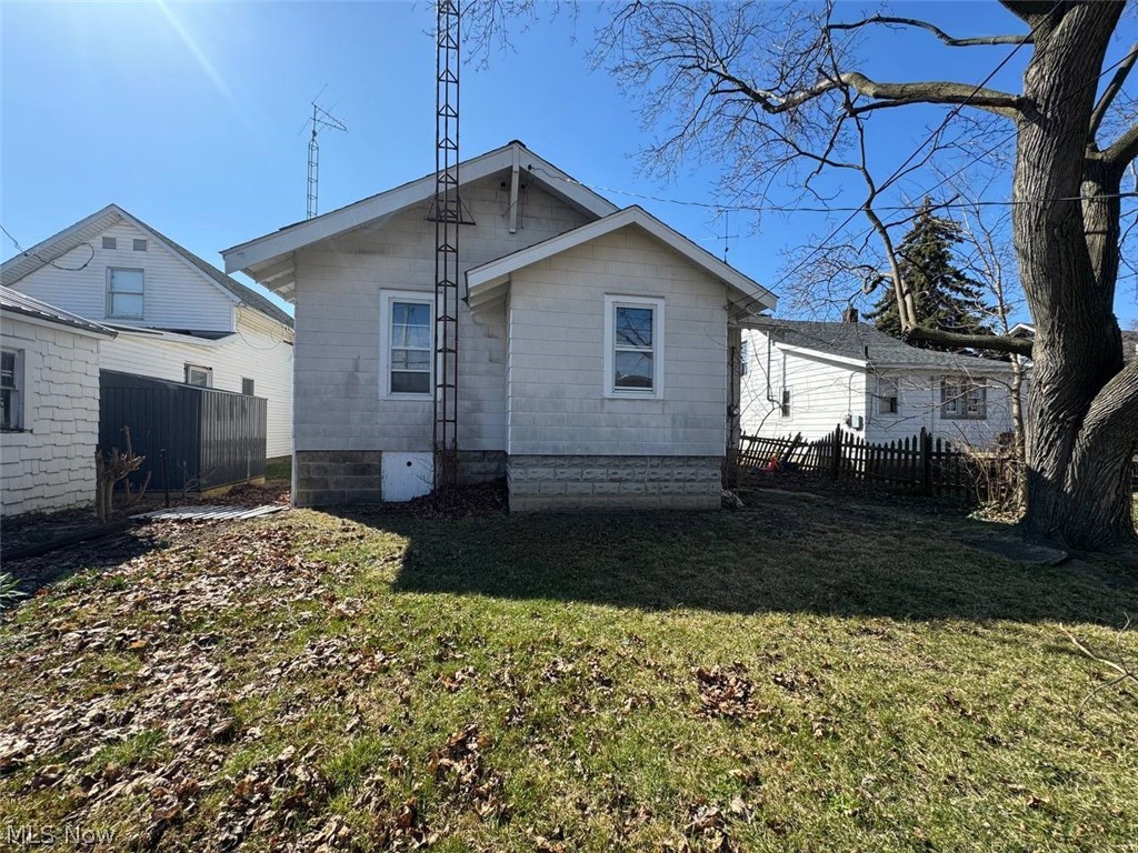 429 E 7th Street Port Clinton OH 43452