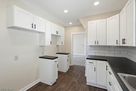 1344 Glenwood Avenue SE Massillon OH 44646