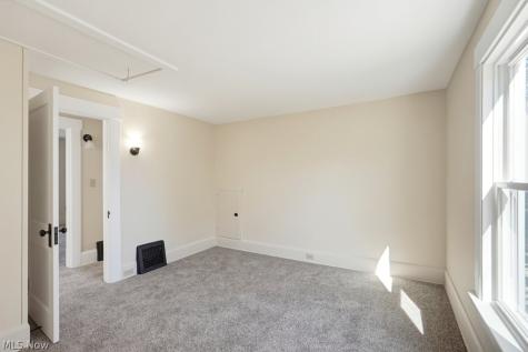 1344 Glenwood Avenue SE Massillon OH 44646