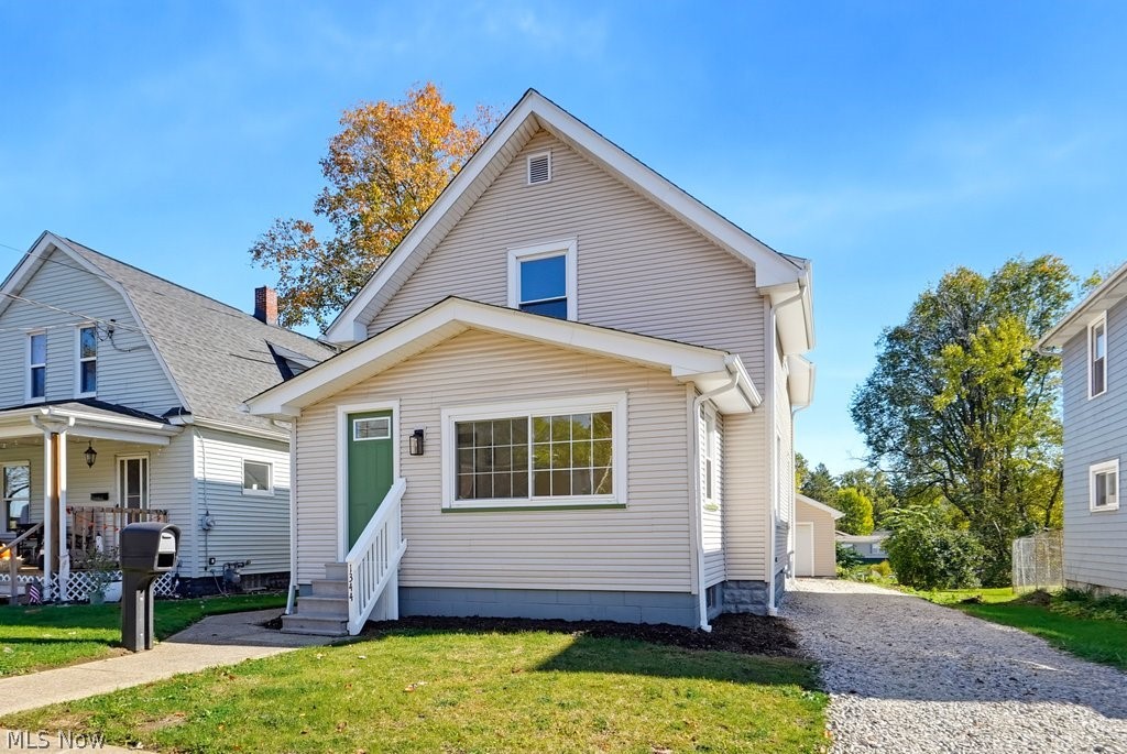 1344 Glenwood Avenue SE Massillon OH 44646