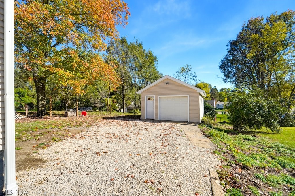 1344 Glenwood Avenue SE Massillon OH 44646