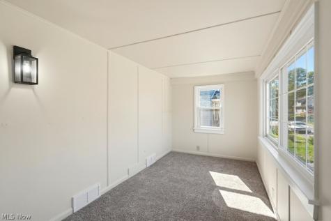 1344 Glenwood Avenue SE Massillon OH 44646