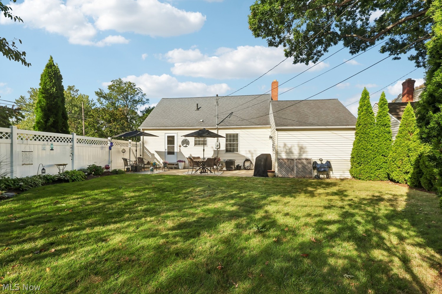 177 Parkwood Avenue Avon Lake OH 44012