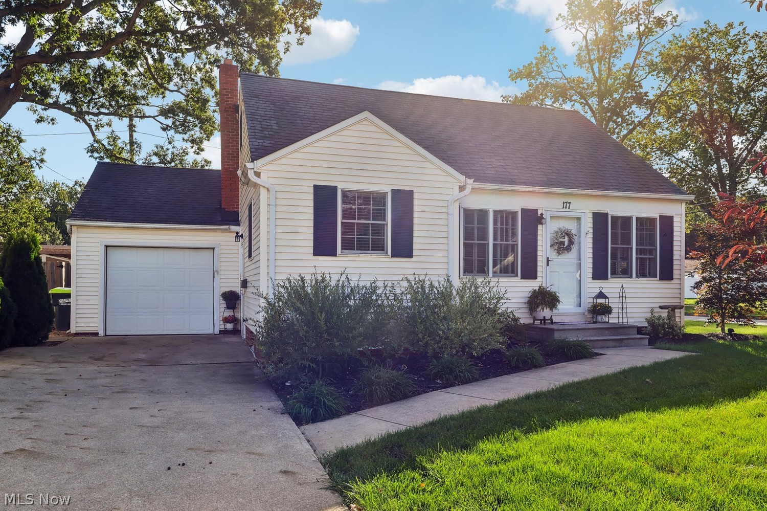 177 Parkwood Avenue Avon Lake OH 44012