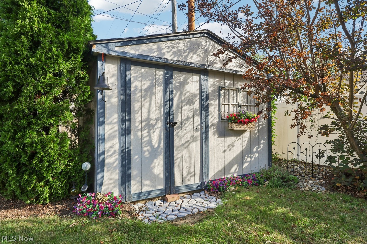 177 Parkwood Avenue Avon Lake OH 44012