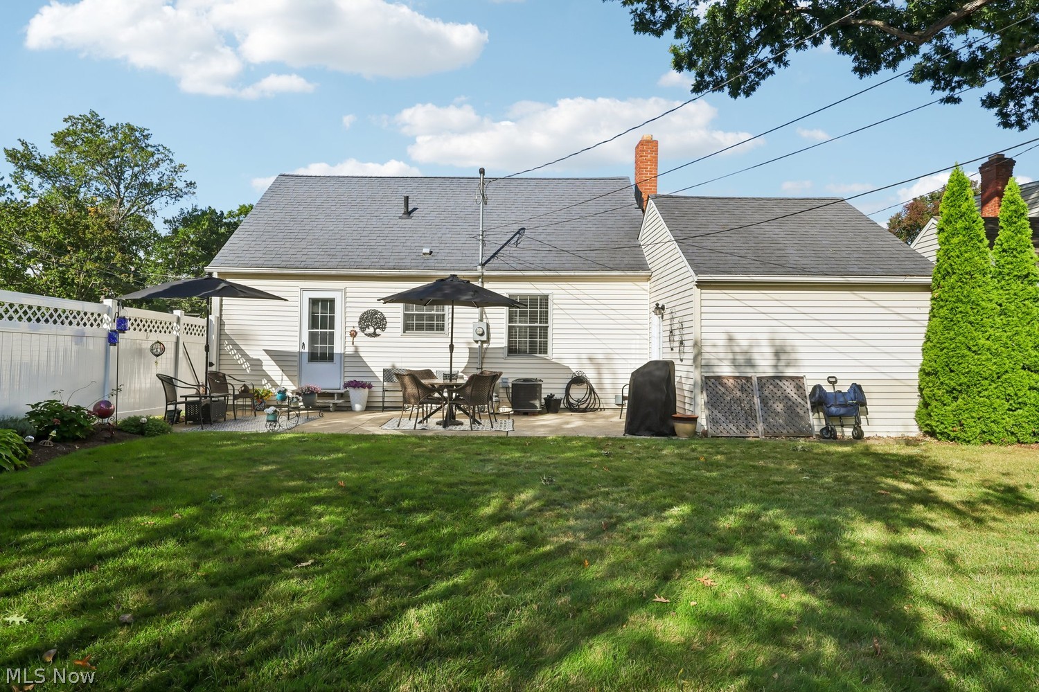 177 Parkwood Avenue Avon Lake OH 44012