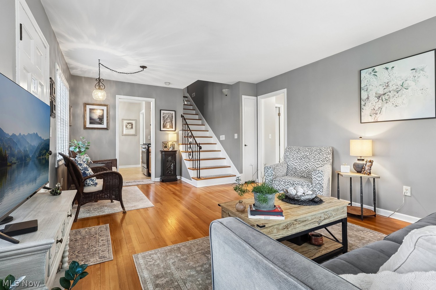 177 Parkwood Avenue Avon Lake OH 44012