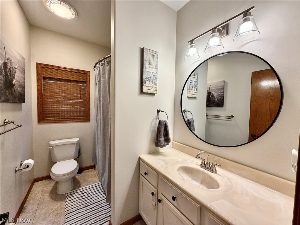 2101 Oakwood Street Girard OH 44420