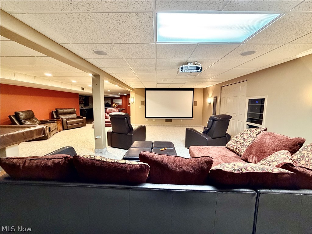 2101 Oakwood Street Girard OH 44420