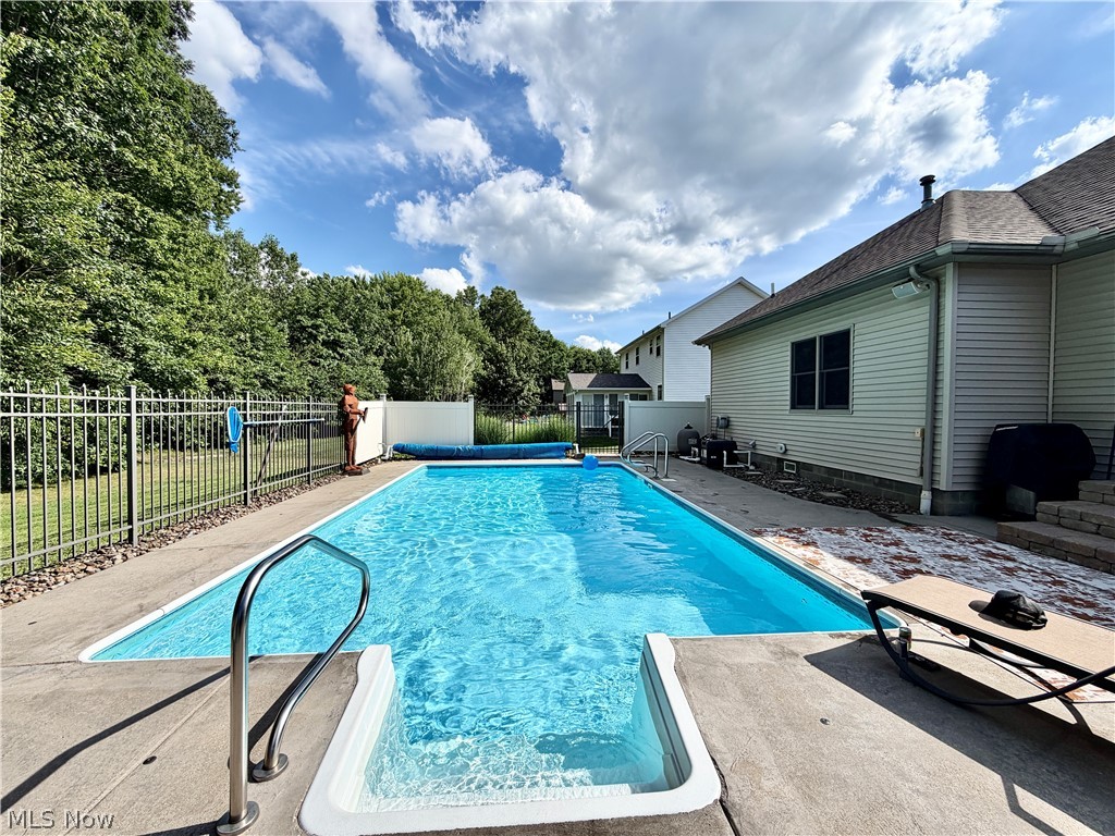 2101 Oakwood Street Girard OH 44420