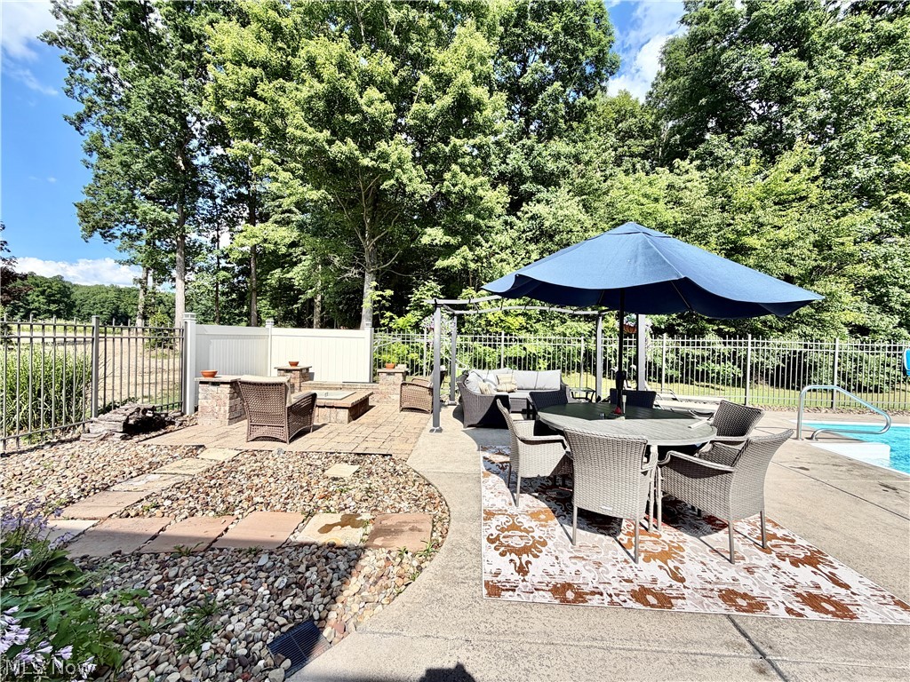 2101 Oakwood Street Girard OH 44420