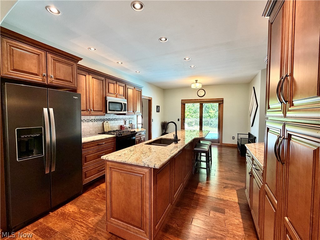 2101 Oakwood Street Girard OH 44420