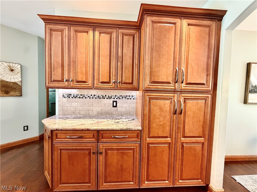 2101 Oakwood Street Girard OH 44420