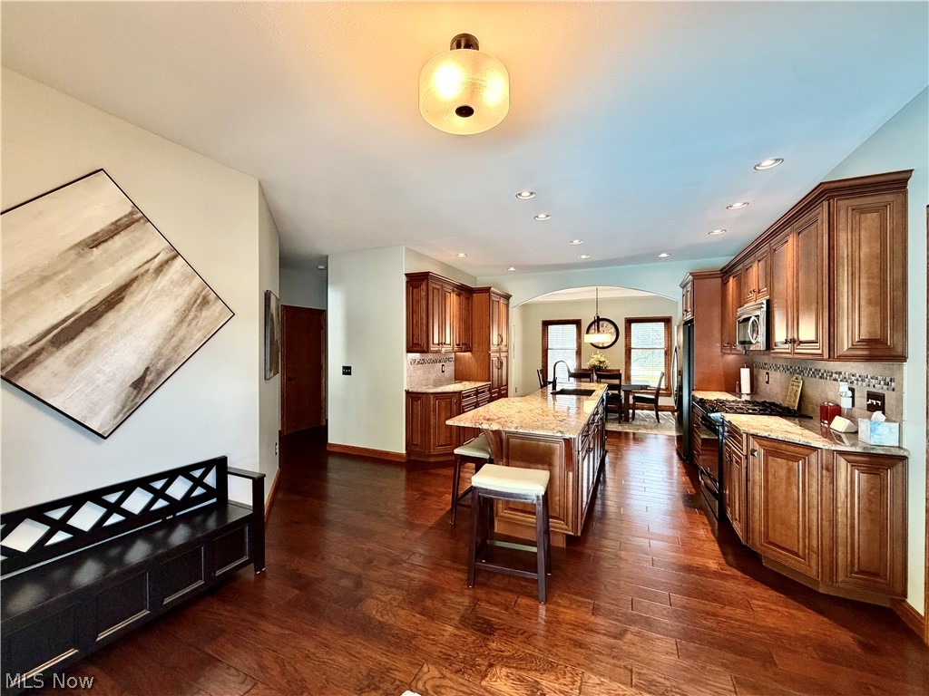 2101 Oakwood Street Girard OH 44420