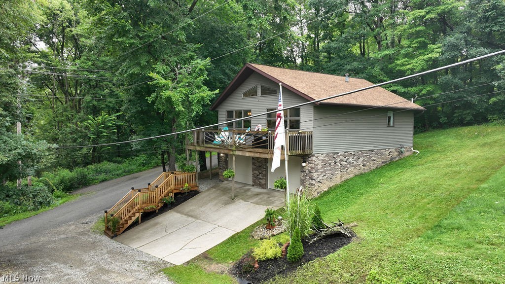 2319 Camille Road SW Sherrodsville OH 44675