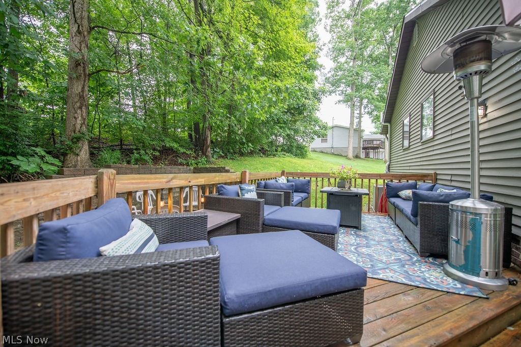2319 Camille Road SW Sherrodsville OH 44675