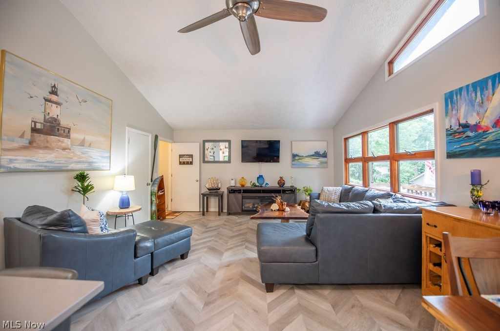 2319 Camille Road SW Sherrodsville OH 44675