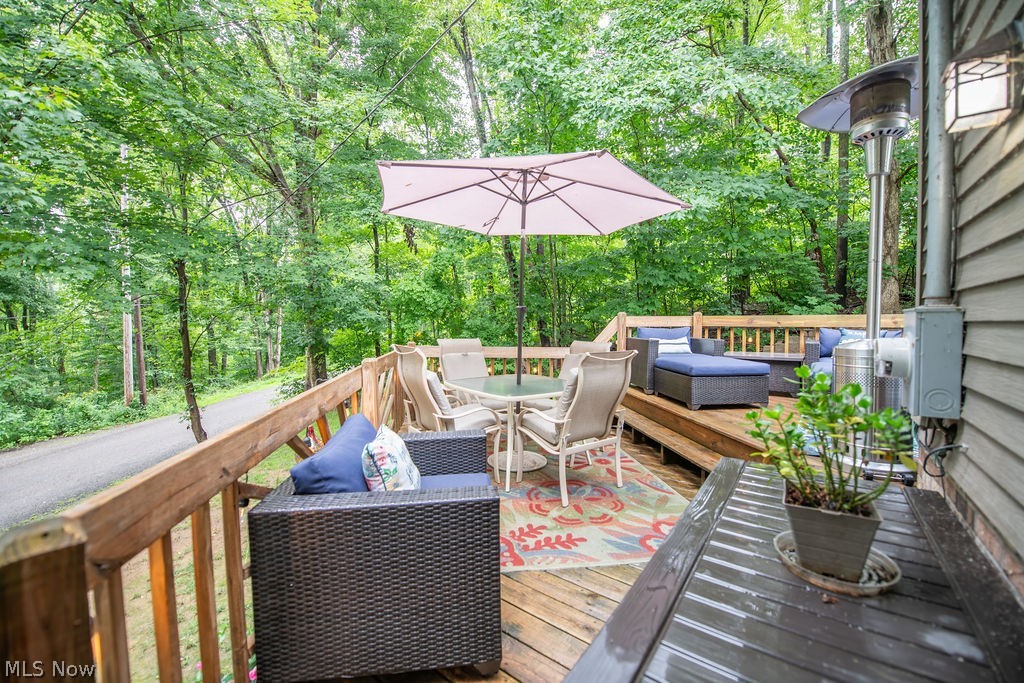 2319 Camille Road SW Sherrodsville OH 44675