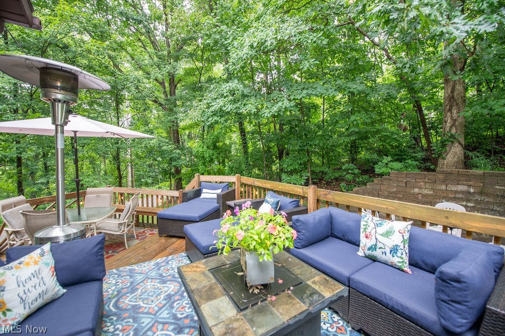 2319 Camille Road SW Sherrodsville OH 44675