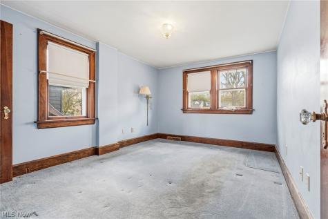 1616 Greenlawn Avenue Akron OH 44301