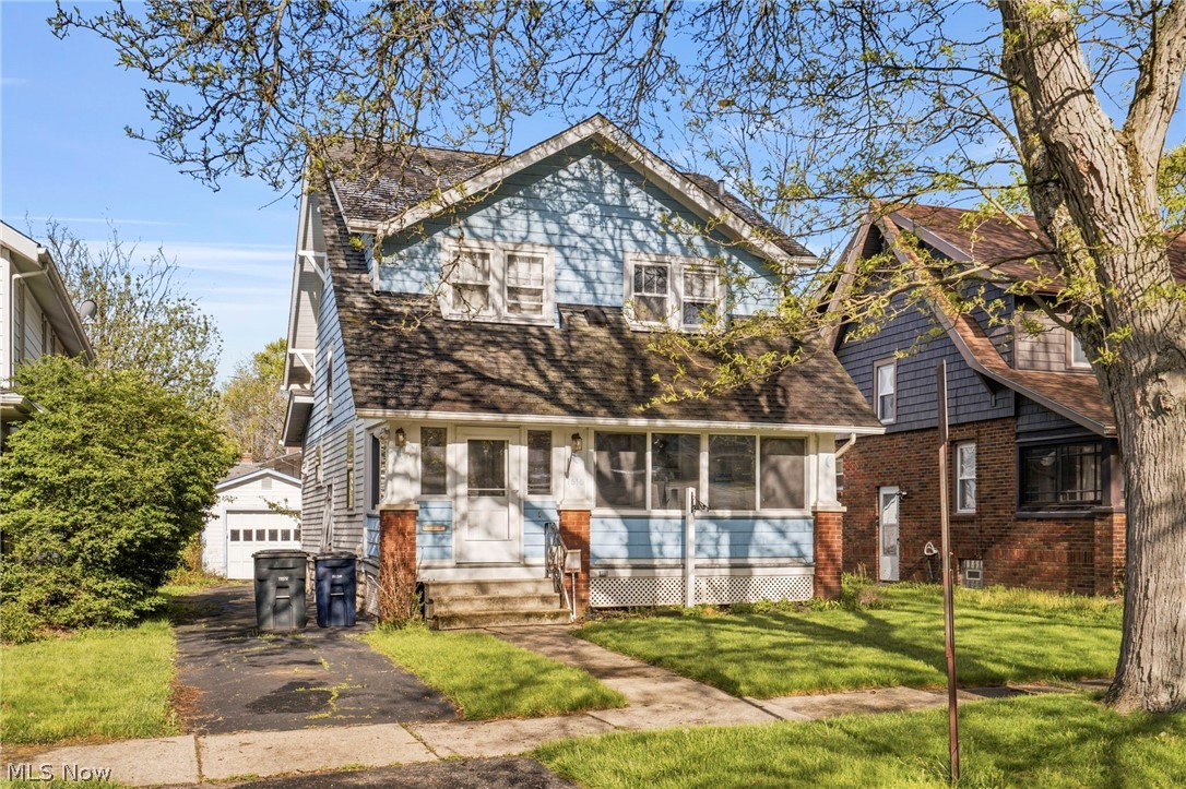 1616 Greenlawn Avenue Akron OH 44301