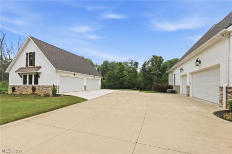 5623 Graven Way Wadsworth OH 44281