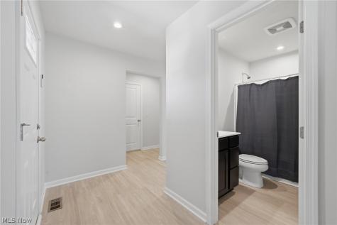 140 Wildflower Drive Elyria OH 44035