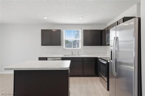 140 Wildflower Drive Elyria OH 44035