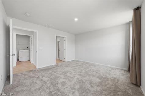 140 Wildflower Drive Elyria OH 44035