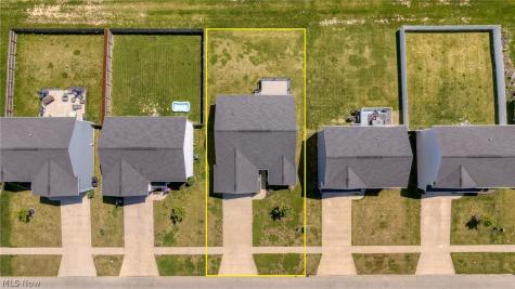 140 Wildflower Drive Elyria OH 44035