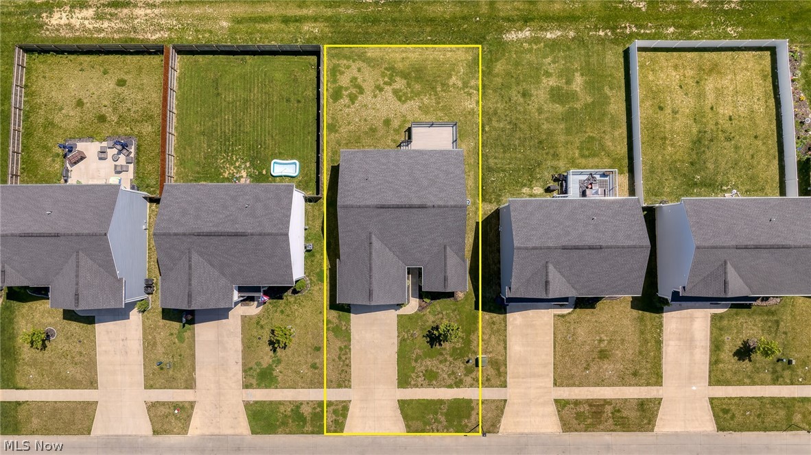 140 Wildflower Drive Elyria OH 44035