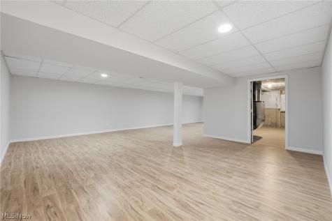 140 Wildflower Drive Elyria OH 44035