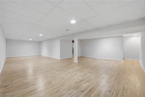 140 Wildflower Drive Elyria OH 44035