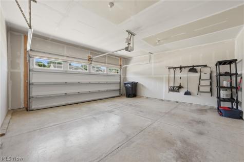 140 Wildflower Drive Elyria OH 44035