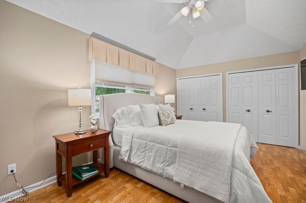 19563 Castletown Drive SE Strongsville OH 44136
