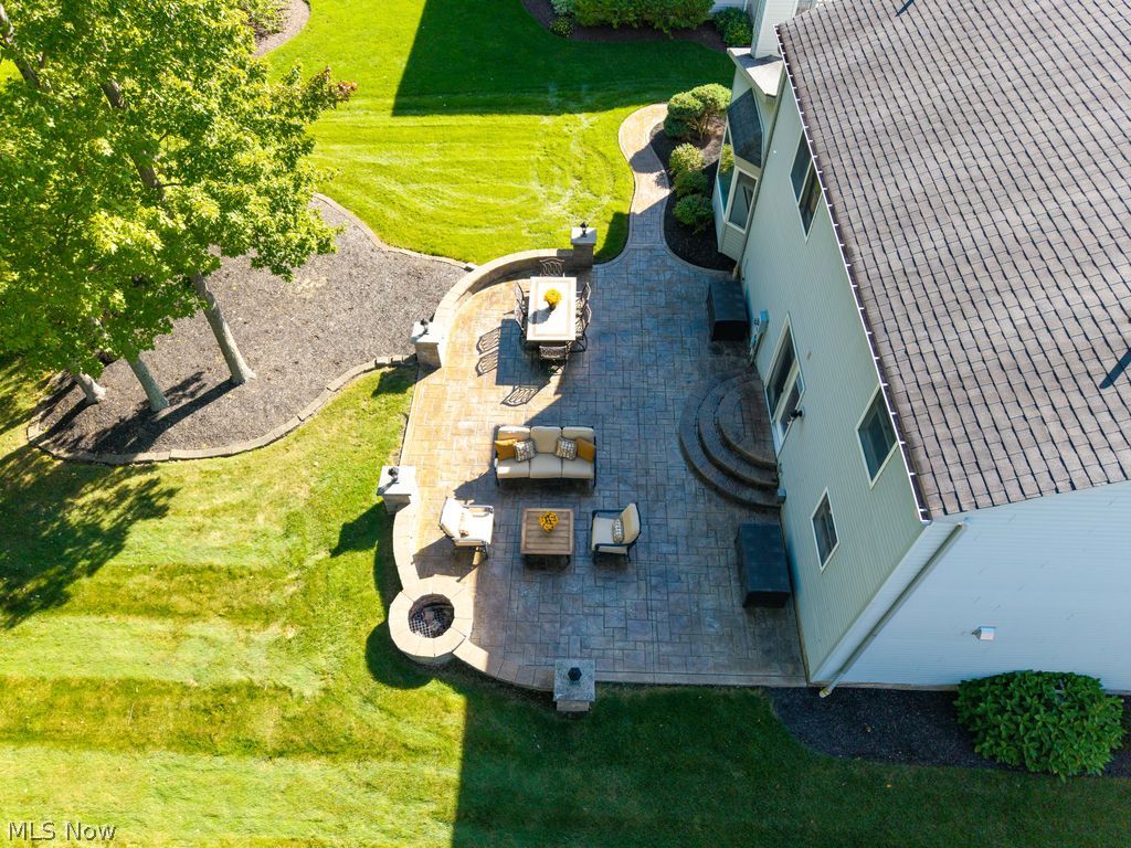 19563 Castletown Drive SE Strongsville OH 44136