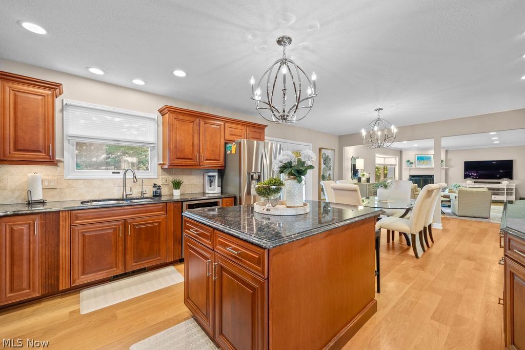 19563 Castletown Drive SE Strongsville OH 44136