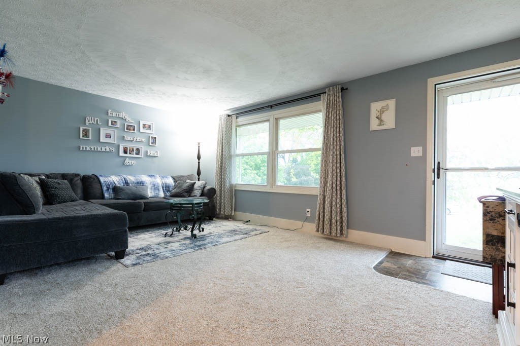 1094 Desert Street NE Uniontown OH 44685
