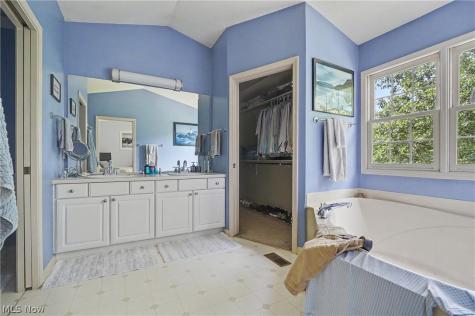 535 Alliance Drive Northfield OH 44067